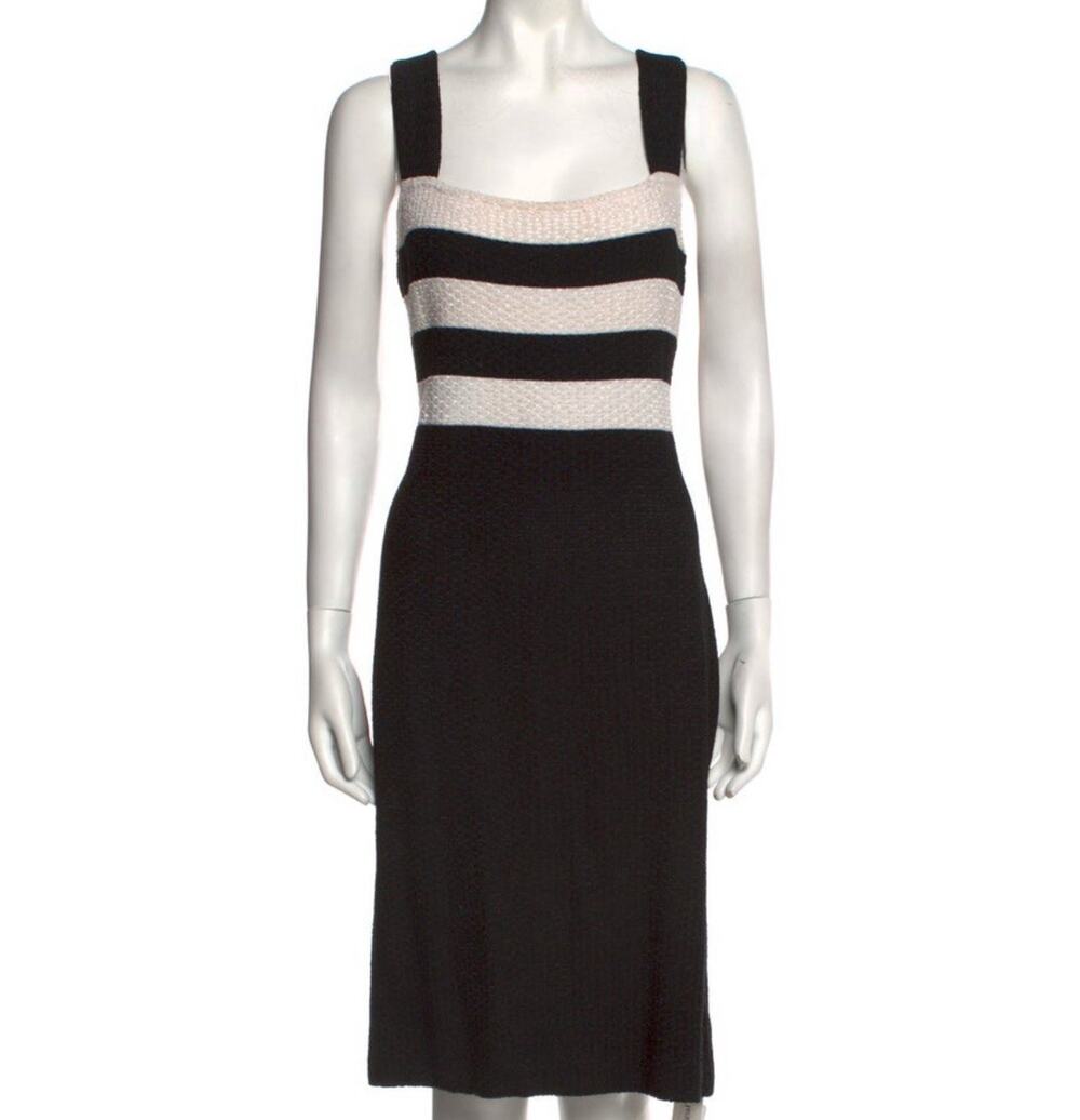 ST.JOHN Black Cream Striped Fitted Halter Zip Back Textured Dress Size 8 EUC